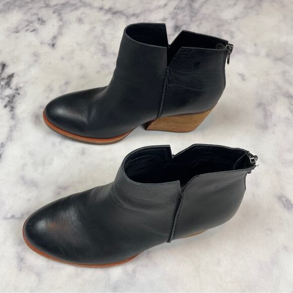 Kork-Ease Chandra Black Leather Ankle Booties - Picture 5 of 11